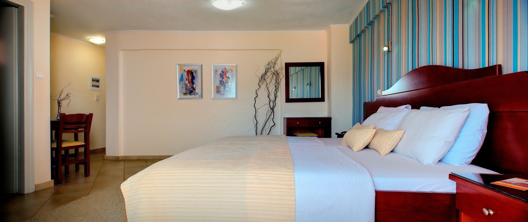 Akti Hotel ヨアニナ エクステリア 写真